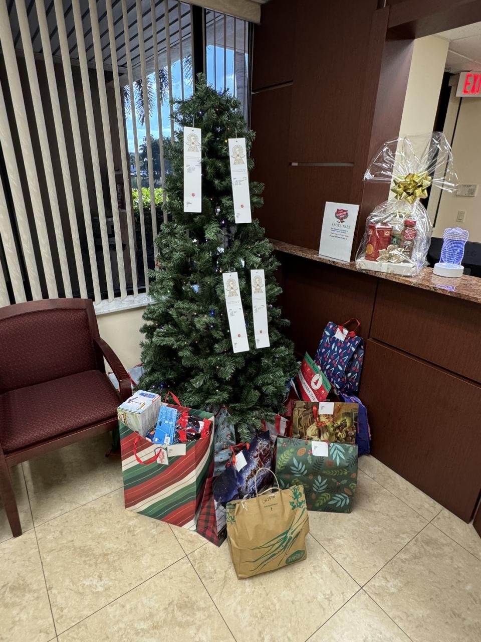 Description of image 1